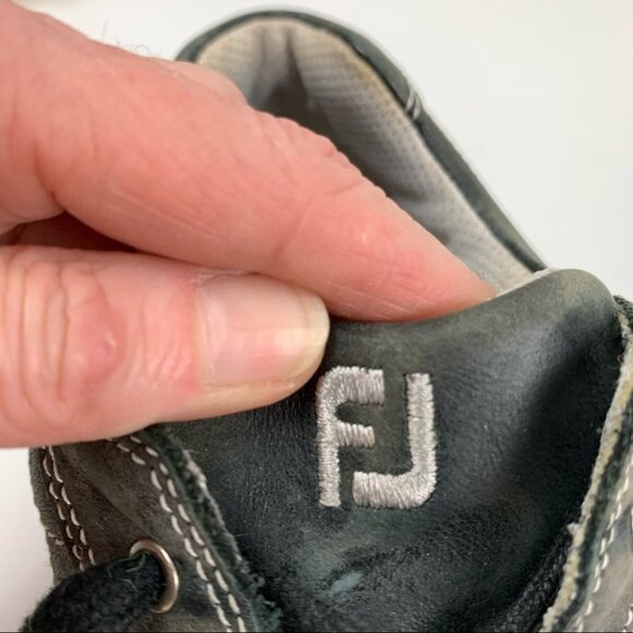 FOOTJOY LoPro 97261 Spike-less Golf Shoes Low Top Black Leather size 7 - Picture 6 of 8